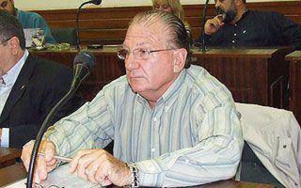 Avellaneda: Marchesi valor� que "todo lo que sea presencia de uniforme es importante"
