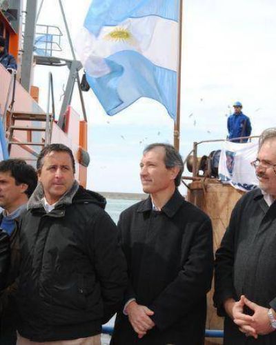 En�rgica condena de Mario Rodr�guez, Hern�n Alcolea y Cristian Azcona ante la intimaci�n del Consorcio Portuario