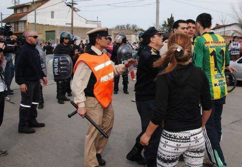 Caso Gianelli: Investigan actos vand�licos que provocaron da�os por $ 25.000.-