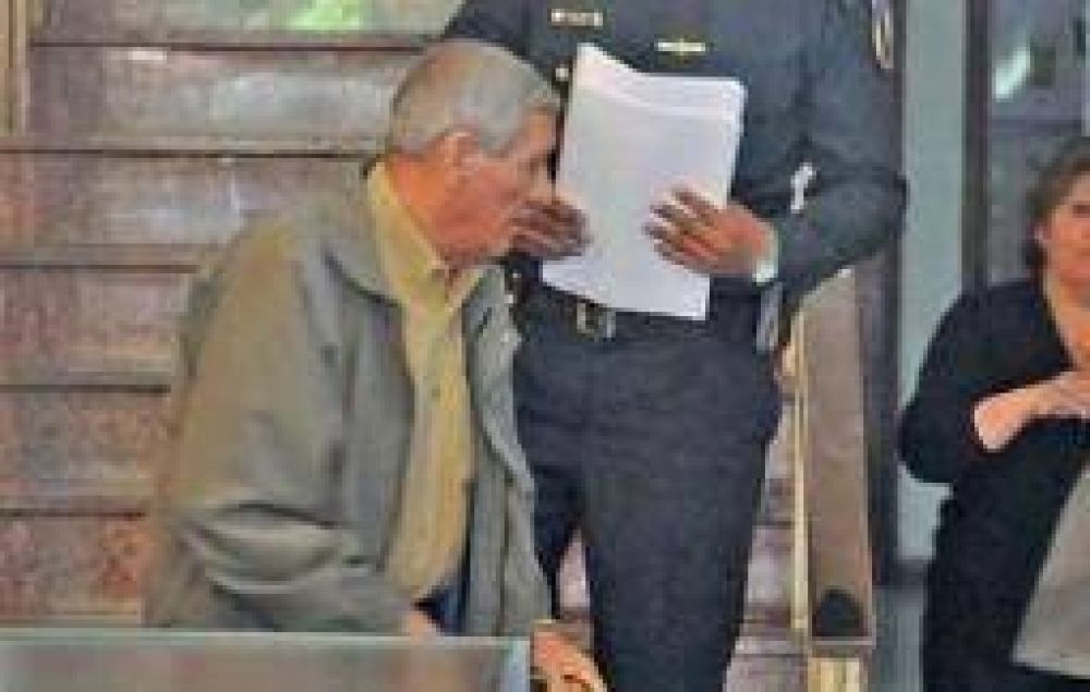 Falleci� un ex represor imputado en el asesinato de Angelelli