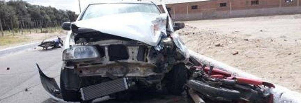 Fallece motociclista al chocar con autom�vil