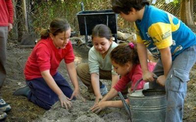 "A�n en la escuela m�s carcelaria se puede ser un educador libre"