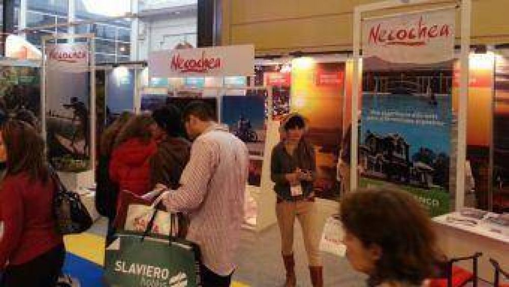 Llamativo stand de Necochea en la FIT