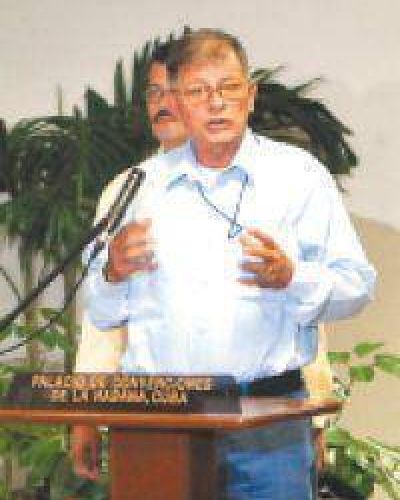Las FARC entregan a un militar y piden agilizar el di�logo de paz