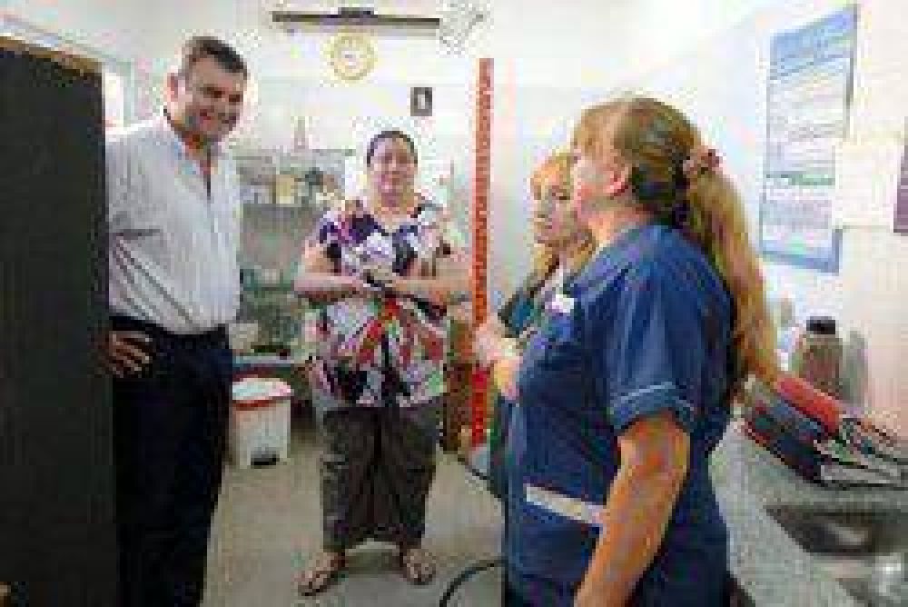 Salud recorri� el Centro de Salud �4 de Junio� de Barranqueras