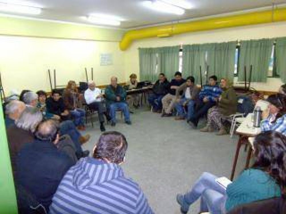 El socialismo convoc� a renovar autoridades