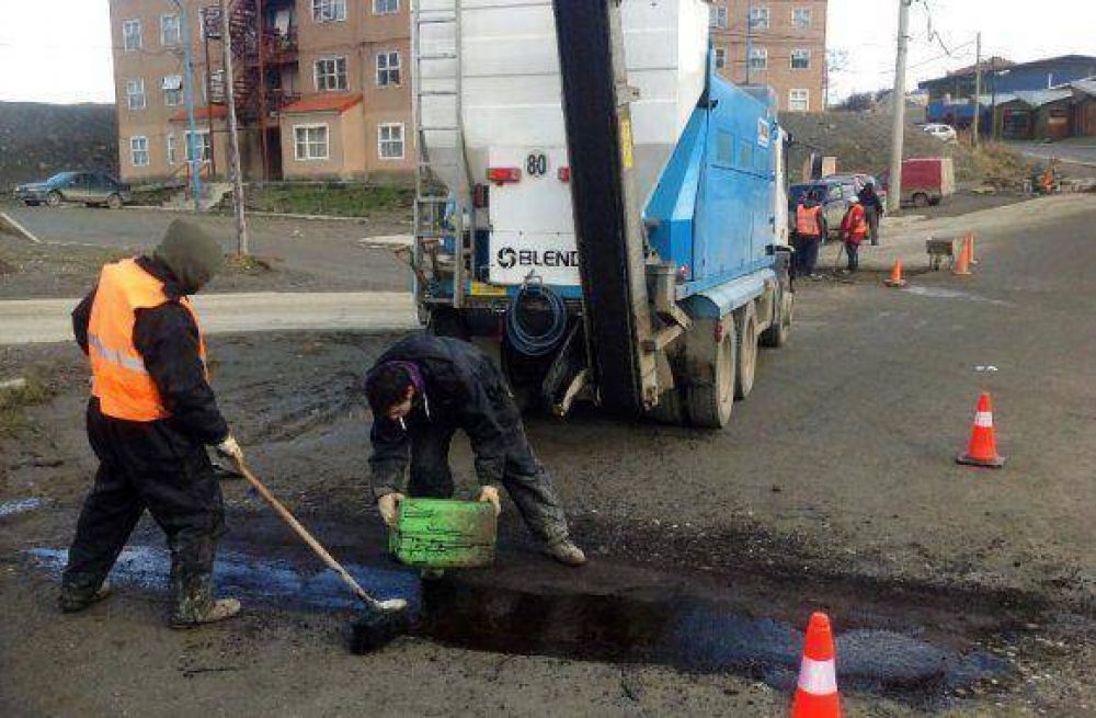 Contin�an los trabajos de mantenimiento en las calles