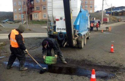 Contin�an los trabajos de mantenimiento en las calles