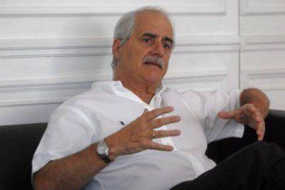 Jorge Taiana: �La Legislatura debe recuperar su peso pol�tico�