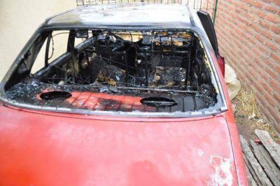 Ardi� un auto en Zona Norte