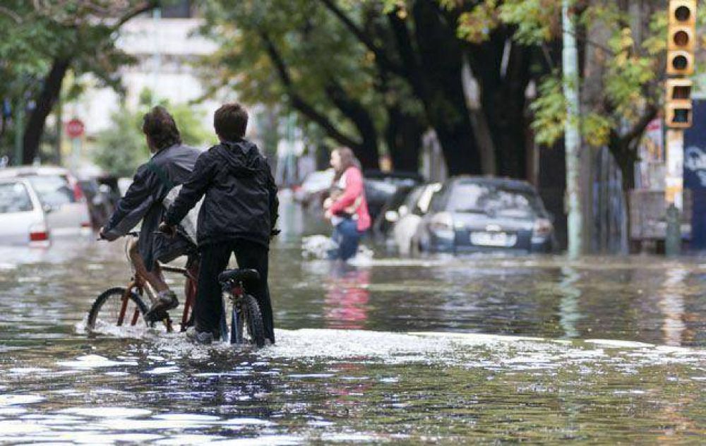 Inundaciones: la ANSES aport ms de $ 280 millones a los damnificados