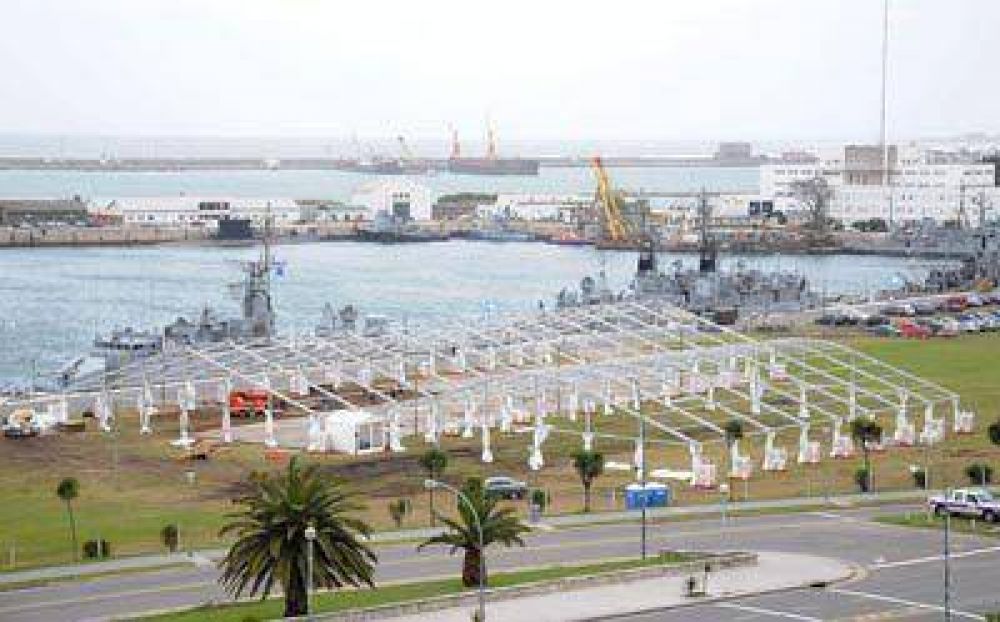 Comienzan a levantar las instalaciones de la Expoindustria