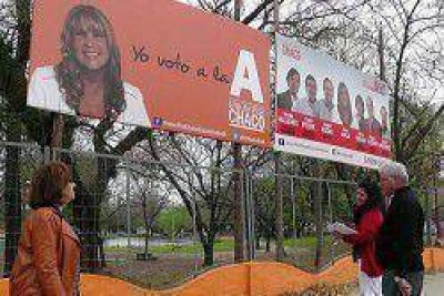 A�da Ayala utiliza un espacio p�blico municipal para publicidad partidaria