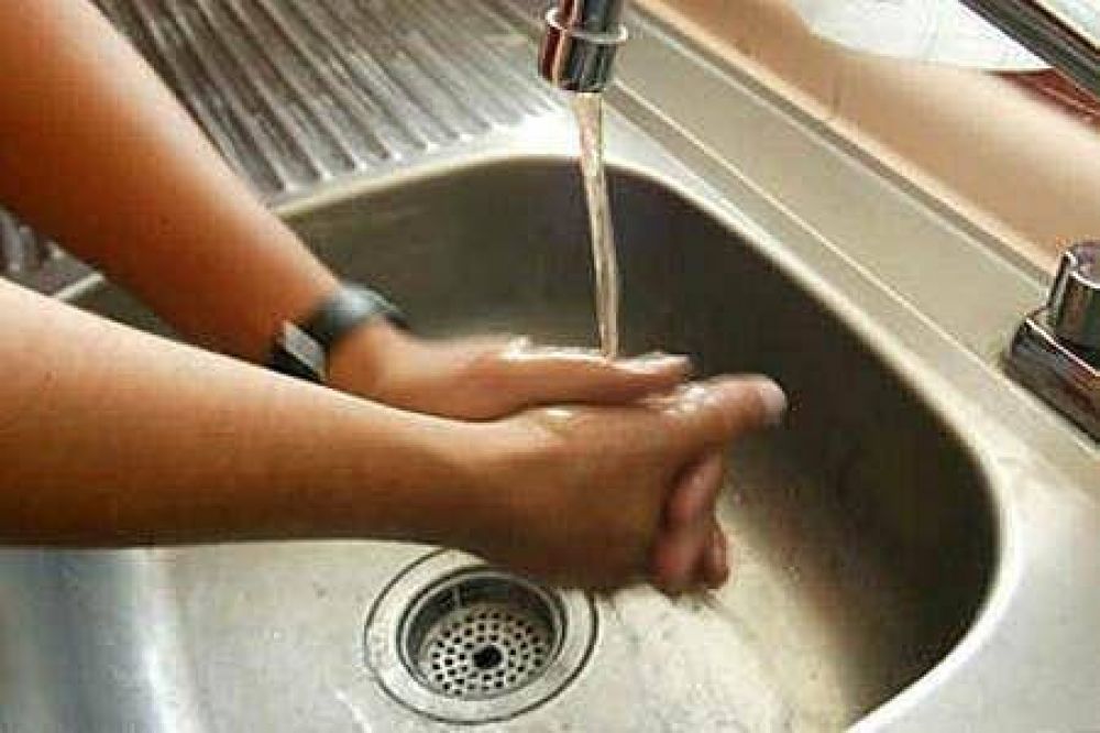 Multas m�nimas de 300 pesos por el derroche de agua