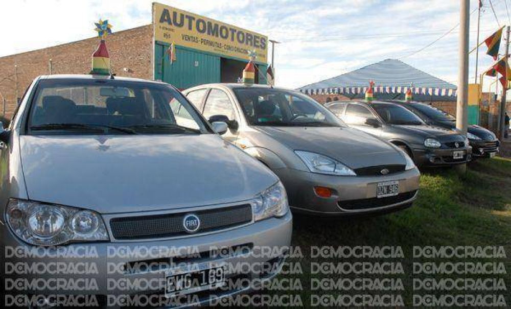 En lo que va del a�o, se transfirieron m�s de 4.300 autos usados en Jun�n