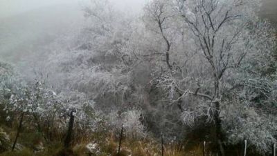 La lluvia se convirti� en nieve en las serran�as