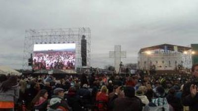 El Obispo y sacerdotes catamarque�os relatan c�mo vivieron la beatificaci�n del Cura Brochero