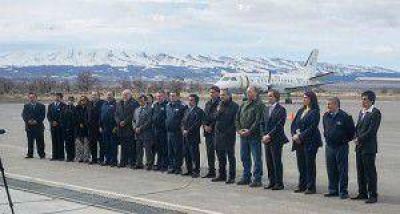 CFK �inaugur� aeropuerto en 28 de Noviembre impidi�ndole a la gente del pueblo y a las autoridades estar presentes