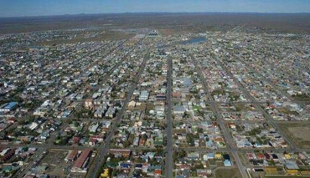 Oficializaron la restituci�n a Santa Cruz de dos zonas francas
