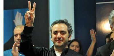 Con la presencia del �Cuervo� Larroque se re�ne el kirchnerismo platense