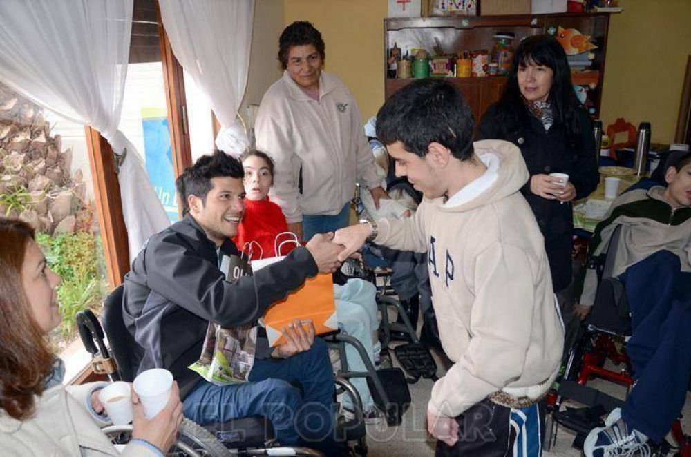 Camino al Obelisco, Juan Mar�a Nimo paso por Olavarr�a