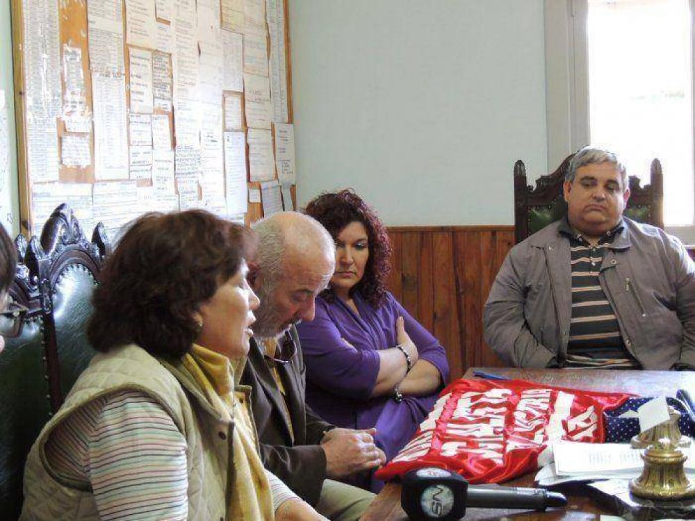 Miguel Mugueta solicit� toda la documentaci�n relacionada al Transporte Escolar de Azul
