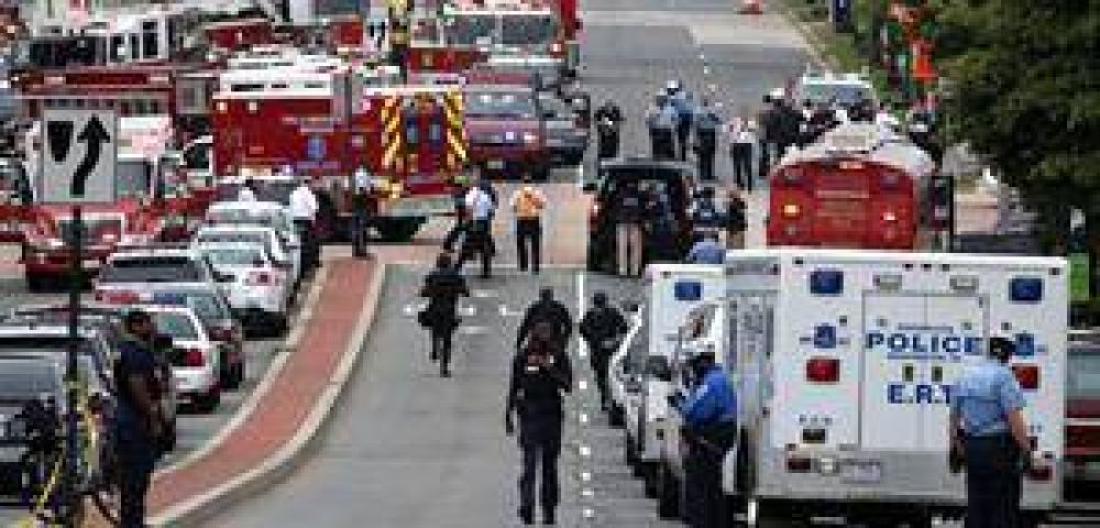 Otro tiroteo horroriza a EE.UU.: 13 muertos en pleno Washington