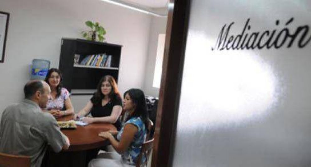 El Municipio y la UNL fomentar�n la mediaci�n comunitaria