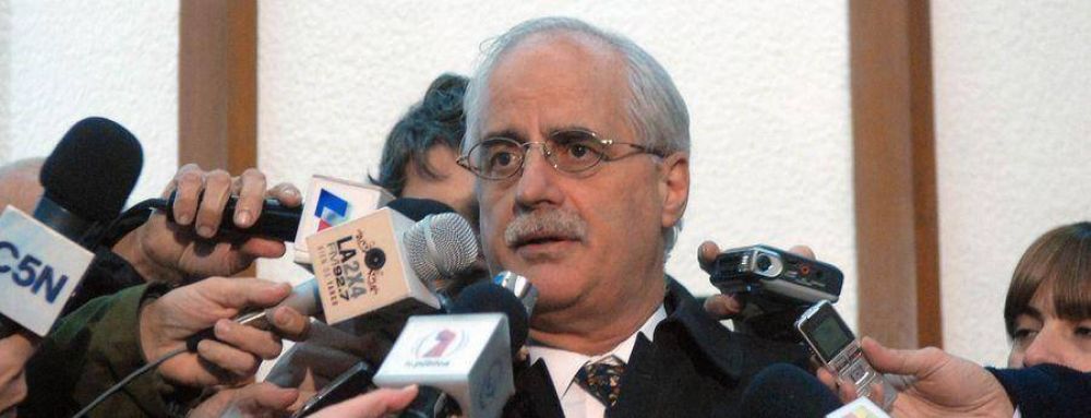 "Nos tenemos que reconciliar con los porte�os"