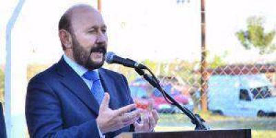 Insfr�n anunci� incremento del 6.8% en haberes de los estatales