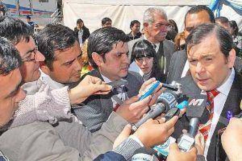 Zamora: "En las pr�ximas horas tomar� una decisi�n"
