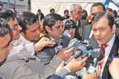 Zamora: "En las pr�ximas horas tomar� una decisi�n"