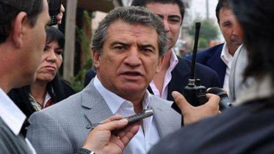 Protestas gremiales: Urribarri en desacuerdo con los cortes de calle	 
