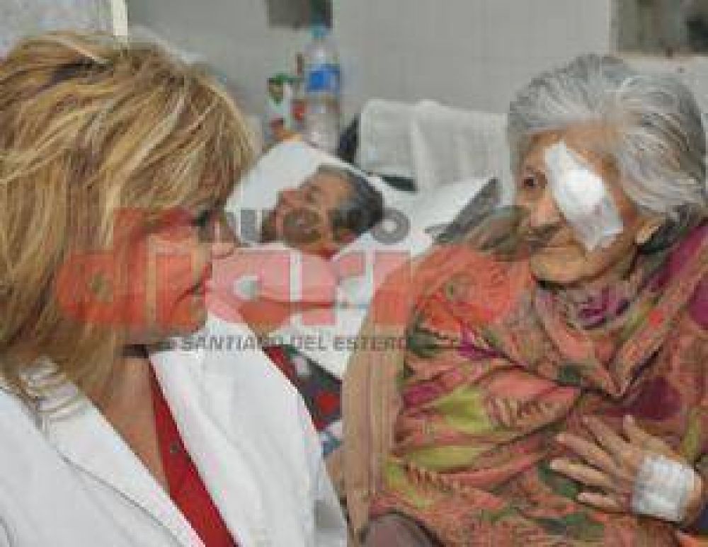 Con 89 a�os y tras 15 en lista de espera, recibi� una c�rnea