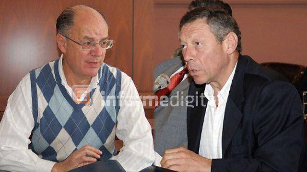 Garbino desliz� contactos con el oficialismo y Federik sali� al cruce	 