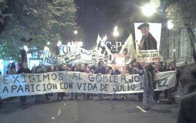 Marchas a 7 a�os de la desaparici�n de Jorge Julio L�pez