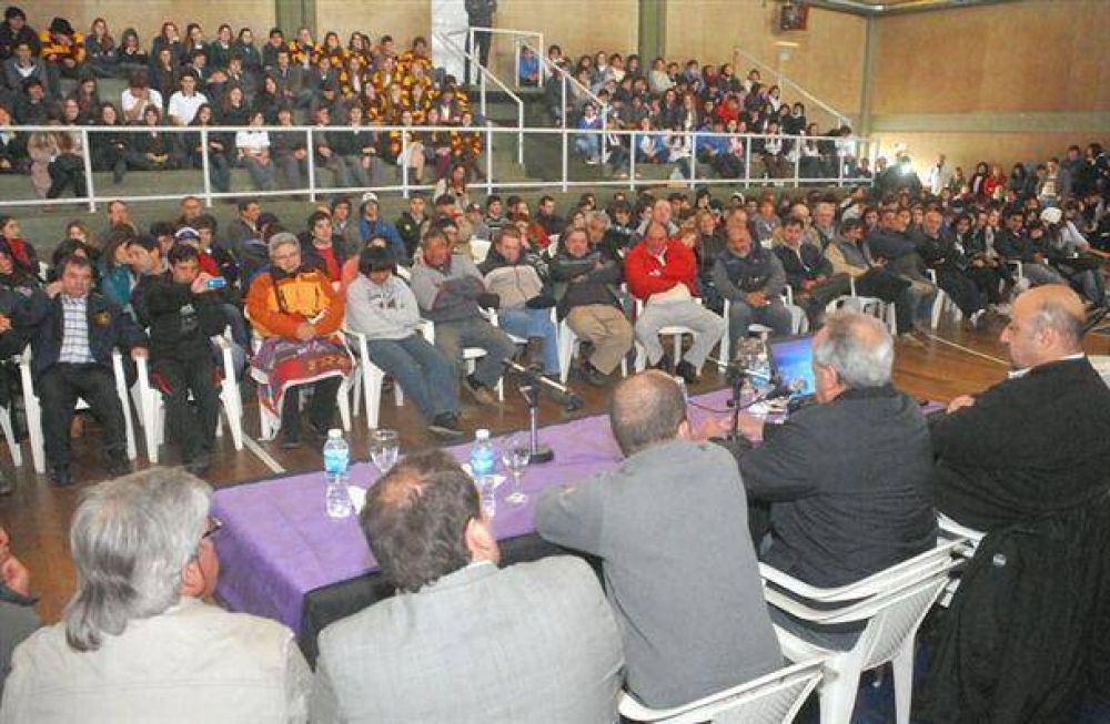Juan Mar�a Traverso y una interesante charla de Seguridad Vial