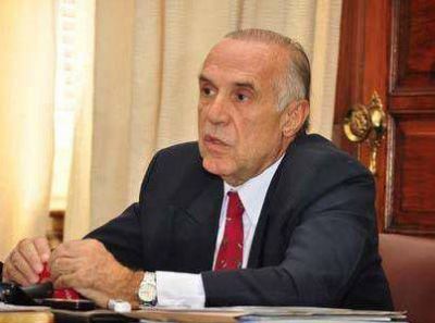 San Nicol�s: A contramano del discurso de su jefe, allanaron el despacho de un intendente massista