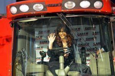 Cristina Kirchner, promotora: hacer campa�a delante de una marca