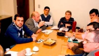 Fuertes cr�ticas internas por la lista de candidatos del FCS