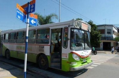 A dos semanas, empresas de colectivos siguen cobrando el boleto a $3,25