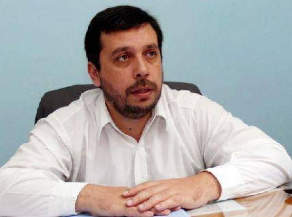 Concejal kirchnerista repudi� el desalojo de un vendedor de flores