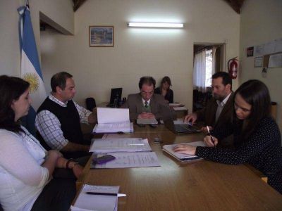 Piden la presencia del ministro Delfino en Dina Huapi