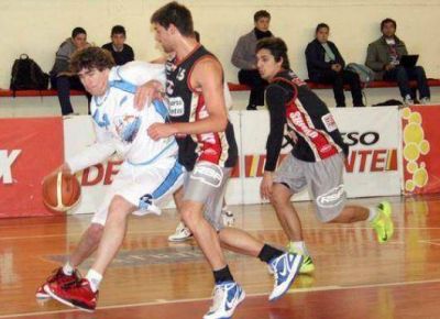 Primer duelo para Regatas