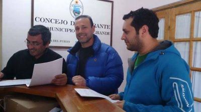 Presentan proyecto para la creaci�n de la Secretaria de la Juventud
