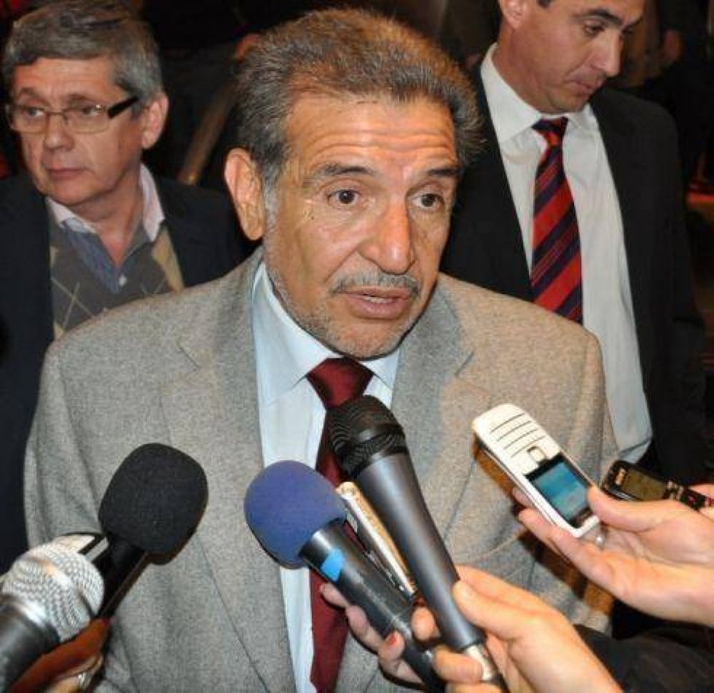 Un Beder sin filtro embisti� contra dos referentes opositores