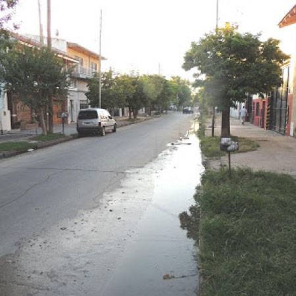 Quejas por malos olores en el centro capitalino