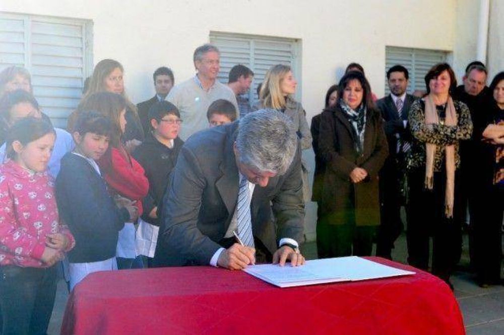 Mejorar�n la red de agua potable