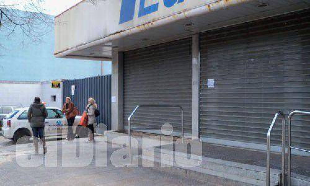 El centro amaneci� sin luz por un corte generalizado