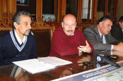 "No es un problema que se ha generado en estos 20 meses de gesti�n sino que viene desde la creaci�n del relleno sanitario"